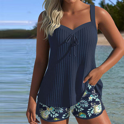 Bloom | Tankini a righe con pantaloni da spiaggia a due pezzi