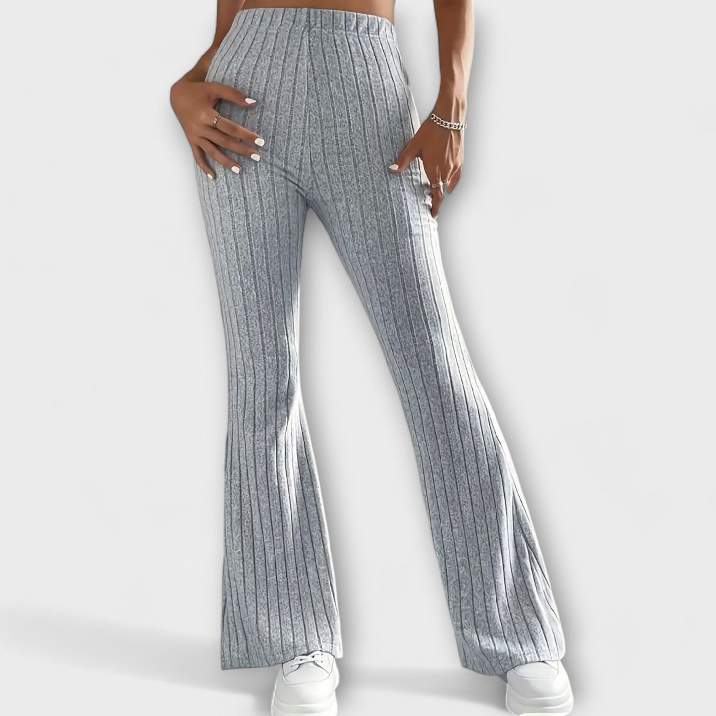 Luretta – Pantaloni svasati con struttura fine
